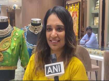 Coimbatore-based designer creates luxury blouses with gold, silver and precious stones | Coimbatore-based designer creates luxury blouses with gold, silver and precious stones Coimbatore-based designer creates luxury blouses with gold, silver and precious stones | Coimbatore-based designer creates luxury blouses with gold, silver and precious stones