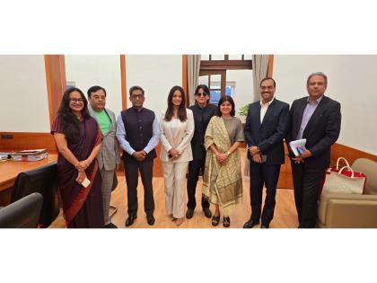 Chief Secretary of Bihar Pratyaya Amrit meets a delegation led by Neetu Chandra for a Green Film City in Bihar | Chief Secretary of Bihar Pratyaya Amrit meets a delegation led by Neetu Chandra for a Green Film City in Bihar Chief Secretary of Bihar Pratyaya Amrit meets a delegation led by Neetu Chandra for a Green Film City in Bihar | Chief Secretary of Bihar Pratyaya Amrit meets a delegation led by Neetu Chandra for a Green Film City in Bihar