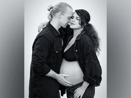 Aashka Goradia expecting second child with Brent Goble | Aashka Goradia expecting second child with Brent Goble Aashka Goradia expecting second child with Brent Goble | Aashka Goradia expecting second child with Brent Goble