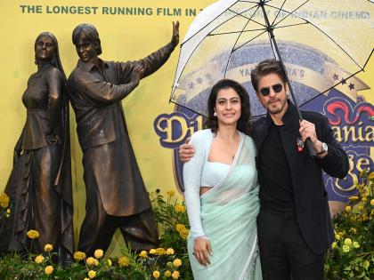 "Bade Bade Deshon Mein...," says SRK as he unveiled 'DDLJ' statue with Kajol in London | "Bade Bade Deshon Mein...," says SRK as he unveiled 'DDLJ' statue with Kajol in London