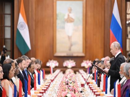 From Dal Tadka, Jhol Momo to Laccha Paratha: Indian savoury delights at grand Rashtrapati Bhavan banquet for Putin | From Dal Tadka, Jhol Momo to Laccha Paratha: Indian savoury delights at grand Rashtrapati Bhavan banquet for Putin