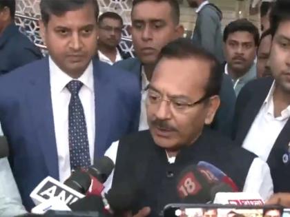 "Investigation going on": West Bengal Sports Minister Aroop Biswas on chaos at Lionel Messi's Event | "Investigation going on": West Bengal Sports Minister Aroop Biswas on chaos at Lionel Messi's Event "Investigation going on": West Bengal Sports Minister Aroop Biswas on chaos at Lionel Messi's Event | "Investigation going on": West Bengal Sports Minister Aroop Biswas on chaos at Lionel Messi's Event