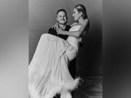 Country singer-songwriter Zach Bryan gets married to Samantha Leonard, offers first glimpse | Country singer-songwriter Zach Bryan gets married to Samantha Leonard, offers first glimpse Country singer-songwriter Zach Bryan gets married to Samantha Leonard, offers first glimpse | Country singer-songwriter Zach Bryan gets married to Samantha Leonard, offers first glimpse
