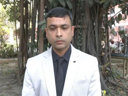 UP: Crew safe after IAF Microlight Aircraft makes emergency landing into pond in Prayagraj | UP: Crew safe after IAF Microlight Aircraft makes emergency landing into pond in Prayagraj UP: Crew safe after IAF Microlight Aircraft makes emergency landing into pond in Prayagraj | UP: Crew safe after IAF Microlight Aircraft makes emergency landing into pond in Prayagraj