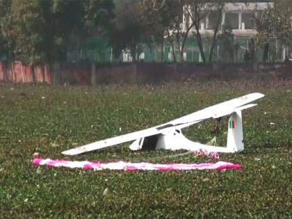 IAF microlight aircraft makes safe forced landing near Prayagraj after technical snag, both pilots safe | IAF microlight aircraft makes safe forced landing near Prayagraj after technical snag, both pilots safe IAF microlight aircraft makes safe forced landing near Prayagraj after technical snag, both pilots safe | IAF microlight aircraft makes safe forced landing near Prayagraj after technical snag, both pilots safe
