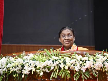 President Murmu condoles death of 10 soldiers in Doda road accident | President Murmu condoles death of 10 soldiers in Doda road accident President Murmu condoles death of 10 soldiers in Doda road accident | President Murmu condoles death of 10 soldiers in Doda road accident