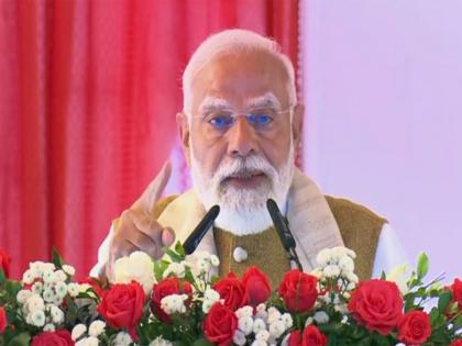 "Previously only wealthy had credit cards; now street vendors also will have SVANidhi cards: PM Modi in Kerala | "Previously only wealthy had credit cards; now street vendors also will have SVANidhi cards: PM Modi in Kerala "Previously only wealthy had credit cards; now street vendors also will have SVANidhi cards: PM Modi in Kerala | "Previously only wealthy had credit cards; now street vendors also will have SVANidhi cards: PM Modi in Kerala