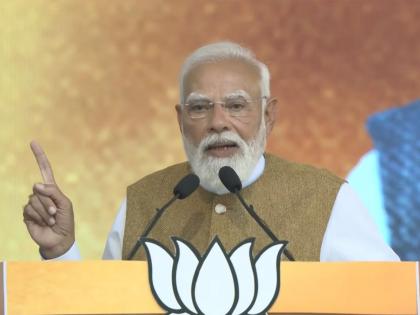 Kerala: PM Modi calls Congress "Muslim League Maoist Congress", criticises party's lack of developmental agenda | Kerala: PM Modi calls Congress "Muslim League Maoist Congress", criticises party's lack of developmental agenda Kerala: PM Modi calls Congress "Muslim League Maoist Congress", criticises party's lack of developmental agenda | Kerala: PM Modi calls Congress "Muslim League Maoist Congress", criticises party's lack of developmental agenda