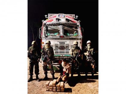 Tripura: Assam rifles and DRI seize Yaba tablets worth Rs 16 crores in Khowai | Tripura: Assam rifles and DRI seize Yaba tablets worth Rs 16 crores in Khowai Tripura: Assam rifles and DRI seize Yaba tablets worth Rs 16 crores in Khowai | Tripura: Assam rifles and DRI seize Yaba tablets worth Rs 16 crores in Khowai