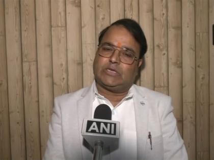 Ayodhya GST Commissioner "deeply hurt" over allegations against PM Modi, Yogi, resigns amid Shankaracharya row | Ayodhya GST Commissioner "deeply hurt" over allegations against PM Modi, Yogi, resigns amid Shankaracharya row Ayodhya GST Commissioner "deeply hurt" over allegations against PM Modi, Yogi, resigns amid Shankaracharya row | Ayodhya GST Commissioner "deeply hurt" over allegations against PM Modi, Yogi, resigns amid Shankaracharya row