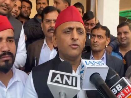 SP Chief Akhilesh Yadav accuses BJP of taking credit for Delhi-NCR metro network ahead of Union Budget | SP Chief Akhilesh Yadav accuses BJP of taking credit for Delhi-NCR metro network ahead of Union Budget SP Chief Akhilesh Yadav accuses BJP of taking credit for Delhi-NCR metro network ahead of Union Budget | SP Chief Akhilesh Yadav accuses BJP of taking credit for Delhi-NCR metro network ahead of Union Budget