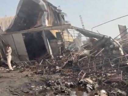 PM Modi expresses grief over Kolkata's Anandapur fire; announces ₹2L ex-gratia for deceased, ₹50K for injured | PM Modi expresses grief over Kolkata's Anandapur fire; announces ₹2L ex-gratia for deceased, ₹50K for injured PM Modi expresses grief over Kolkata's Anandapur fire; announces ₹2L ex-gratia for deceased, ₹50K for injured | PM Modi expresses grief over Kolkata's Anandapur fire; announces ₹2L ex-gratia for deceased, ₹50K for injured