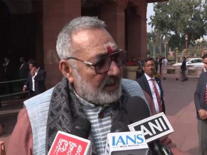 "A budget for a developed India by 2047": Giriraj Singh hails Samarth 2.0; increasing focus on textiles | "A budget for a developed India by 2047": Giriraj Singh hails Samarth 2.0; increasing focus on textiles "A budget for a developed India by 2047": Giriraj Singh hails Samarth 2.0; increasing focus on textiles | "A budget for a developed India by 2047": Giriraj Singh hails Samarth 2.0; increasing focus on textiles