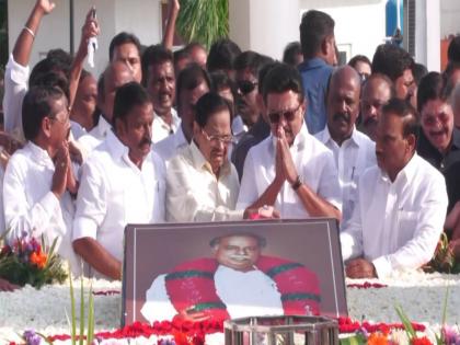 Tamil Nadu: CM MK Stalin pays florar tribute to DMK founder, former CM CN Annadurai on his death anniversary | Tamil Nadu: CM MK Stalin pays florar tribute to DMK founder, former CM CN Annadurai on his death anniversary Tamil Nadu: CM MK Stalin pays florar tribute to DMK founder, former CM CN Annadurai on his death anniversary | Tamil Nadu: CM MK Stalin pays florar tribute to DMK founder, former CM CN Annadurai on his death anniversary