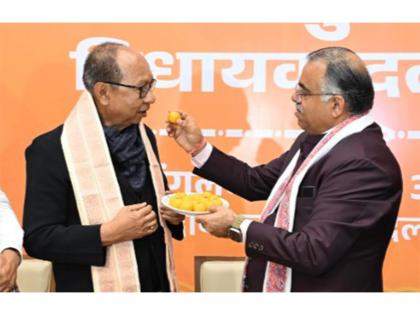 BJP National General Secretary Tarun Chugh congratulates newly-elected Manipur Legislature Party leader Yumnam Khemchand Singh | BJP National General Secretary Tarun Chugh congratulates newly-elected Manipur Legislature Party leader Yumnam Khemchand Singh BJP National General Secretary Tarun Chugh congratulates newly-elected Manipur Legislature Party leader Yumnam Khemchand Singh | BJP National General Secretary Tarun Chugh congratulates newly-elected Manipur Legislature Party leader Yumnam Khemchand Singh