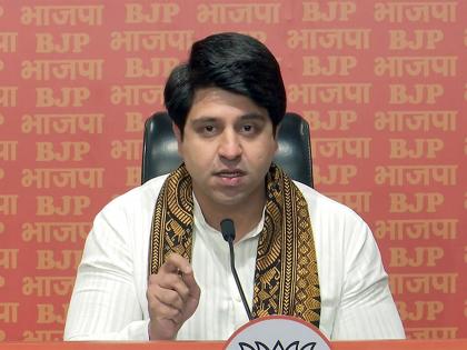Mother injured in Pune hit-and-run incident, says BJP leader Shehzad Poonawalla | Mother injured in Pune hit-and-run incident, says BJP leader Shehzad Poonawalla Mother injured in Pune hit-and-run incident, says BJP leader Shehzad Poonawalla | Mother injured in Pune hit-and-run incident, says BJP leader Shehzad Poonawalla