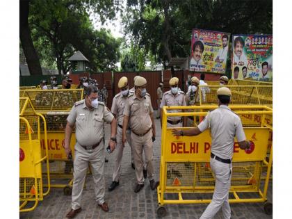 Mehrauli: Swift police action in assault case; all accused arrested | Mehrauli: Swift police action in assault case; all accused arrested Mehrauli: Swift police action in assault case; all accused arrested | Mehrauli: Swift police action in assault case; all accused arrested
