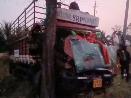 Karnataka: 3 killed, 15 injured in cruiser-canter vehicle collision in Gadag | Karnataka: 3 killed, 15 injured in cruiser-canter vehicle collision in Gadag Karnataka: 3 killed, 15 injured in cruiser-canter vehicle collision in Gadag | Karnataka: 3 killed, 15 injured in cruiser-canter vehicle collision in Gadag