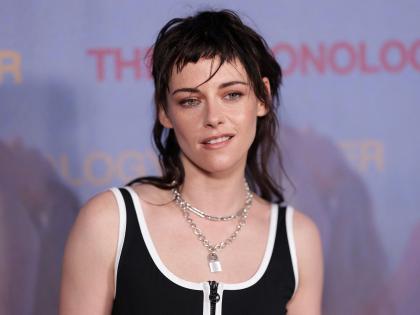Kristen Stewart steps in to save once-closed Highland Theatre, says "I'm fascinated by broken-down old theaters" | Kristen Stewart steps in to save once-closed Highland Theatre, says "I'm fascinated by broken-down old theaters" Kristen Stewart steps in to save once-closed Highland Theatre, says "I'm fascinated by broken-down old theaters" | Kristen Stewart steps in to save once-closed Highland Theatre, says "I'm fascinated by broken-down old theaters"