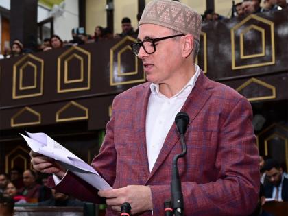 Prolonged closure of key tourist spots impacts livelihoods; J-K CM to take up reopening issue with Home Minister | Prolonged closure of key tourist spots impacts livelihoods; J-K CM to take up reopening issue with Home Minister Prolonged closure of key tourist spots impacts livelihoods; J-K CM to take up reopening issue with Home Minister | Prolonged closure of key tourist spots impacts livelihoods; J-K CM to take up reopening issue with Home Minister