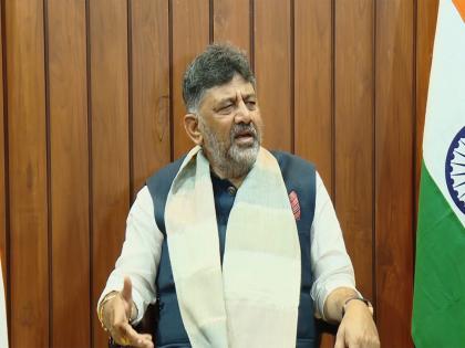 Karnataka: DK Shivakumar assures review of Bengaluru metro fare hike | Karnataka: DK Shivakumar assures review of Bengaluru metro fare hike Karnataka: DK Shivakumar assures review of Bengaluru metro fare hike | Karnataka: DK Shivakumar assures review of Bengaluru metro fare hike