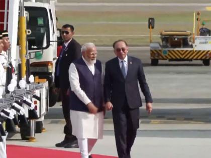 PM Modi arrives in Malaysia on a two-day visit, to address diaspora today | PM Modi arrives in Malaysia on a two-day visit, to address diaspora today PM Modi arrives in Malaysia on a two-day visit, to address diaspora today | PM Modi arrives in Malaysia on a two-day visit, to address diaspora today