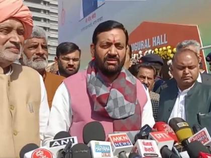 Surajkund Mela joyride collapse: Haryana CM announces compensation, job for family of police officer killed | Surajkund Mela joyride collapse: Haryana CM announces compensation, job for family of police officer killed Surajkund Mela joyride collapse: Haryana CM announces compensation, job for family of police officer killed | Surajkund Mela joyride collapse: Haryana CM announces compensation, job for family of police officer killed