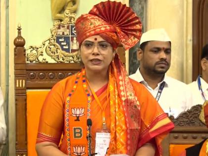 Mumbai: Ritu Tawde elected as BMC Mayor unopposed | Mumbai: Ritu Tawde elected as BMC Mayor unopposed Mumbai: Ritu Tawde elected as BMC Mayor unopposed | Mumbai: Ritu Tawde elected as BMC Mayor unopposed