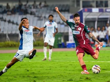 ISL: Mohun Bagan Super Giant start campaign with 2-0 win over Kerala Blasters FC | ISL: Mohun Bagan Super Giant start campaign with 2-0 win over Kerala Blasters FC ISL: Mohun Bagan Super Giant start campaign with 2-0 win over Kerala Blasters FC | ISL: Mohun Bagan Super Giant start campaign with 2-0 win over Kerala Blasters FC