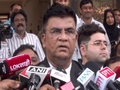 Rahul Gandhi appears in Bhiwandi court, submits new sureties in 2014 RSS defamation case | Rahul Gandhi appears in Bhiwandi court, submits new sureties in 2014 RSS defamation case Rahul Gandhi appears in Bhiwandi court, submits new sureties in 2014 RSS defamation case | Rahul Gandhi appears in Bhiwandi court, submits new sureties in 2014 RSS defamation case