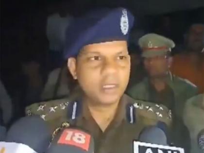 Family of five found dead in UP's Kasganj | Family of five found dead in UP's Kasganj Family of five found dead in UP's Kasganj | Family of five found dead in UP's Kasganj