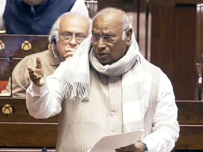 "Eminent scholar, freedom fighter": Mallikarjun Kharge pays tribute to Maulana Abul Kalam Azad on death anniversary | "Eminent scholar, freedom fighter": Mallikarjun Kharge pays tribute to Maulana Abul Kalam Azad on death anniversary "Eminent scholar, freedom fighter": Mallikarjun Kharge pays tribute to Maulana Abul Kalam Azad on death anniversary | "Eminent scholar, freedom fighter": Mallikarjun Kharge pays tribute to Maulana Abul Kalam Azad on death anniversary