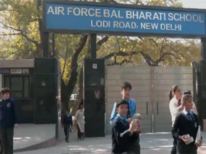 Bombs threat emails received at two schools in Delhi; nothing found yet | Bombs threat emails received at two schools in Delhi; nothing found yet Bombs threat emails received at two schools in Delhi; nothing found yet | Bombs threat emails received at two schools in Delhi; nothing found yet