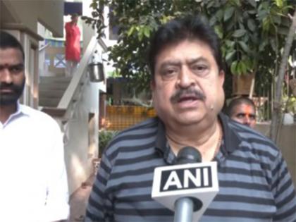 "YSRCP should apologise to people": Telangana BJP chief on Tirupati ladoo row | "YSRCP should apologise to people": Telangana BJP chief on Tirupati ladoo row "YSRCP should apologise to people": Telangana BJP chief on Tirupati ladoo row | "YSRCP should apologise to people": Telangana BJP chief on Tirupati ladoo row