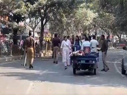 UP: Ghaziabad school closed after leopard spotted, rescue underway | UP: Ghaziabad school closed after leopard spotted, rescue underway UP: Ghaziabad school closed after leopard spotted, rescue underway | UP: Ghaziabad school closed after leopard spotted, rescue underway
