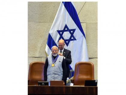 "Moment of pride": Union Ministers congratulate PM Modi on receiving Israel's highest parliamentary honour | "Moment of pride": Union Ministers congratulate PM Modi on receiving Israel's highest parliamentary honour "Moment of pride": Union Ministers congratulate PM Modi on receiving Israel's highest parliamentary honour | "Moment of pride": Union Ministers congratulate PM Modi on receiving Israel's highest parliamentary honour