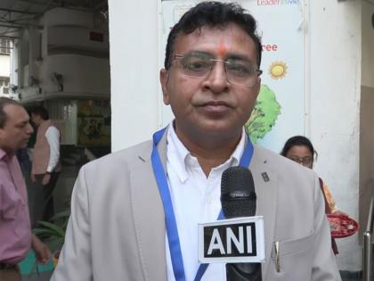 Gujarat Board exams 2026 begin; Students welcomed with flowers, chocolates in Vadodara | Gujarat Board exams 2026 begin; Students welcomed with flowers, chocolates in Vadodara Gujarat Board exams 2026 begin; Students welcomed with flowers, chocolates in Vadodara | Gujarat Board exams 2026 begin; Students welcomed with flowers, chocolates in Vadodara