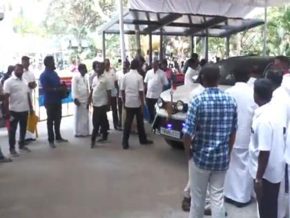 Tamil Nadu: Leaders reach DMK headquarters for seat-sharing talks with Congress | Tamil Nadu: Leaders reach DMK headquarters for seat-sharing talks with Congress Tamil Nadu: Leaders reach DMK headquarters for seat-sharing talks with Congress | Tamil Nadu: Leaders reach DMK headquarters for seat-sharing talks with Congress