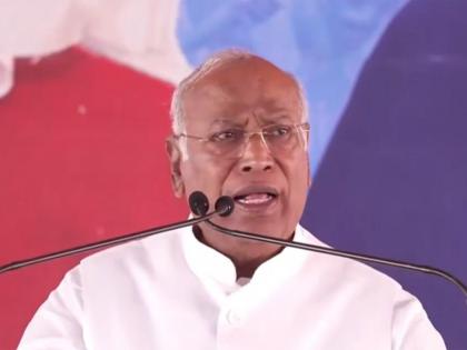 "Crying, wailing won't get job done, fight like Rahul Gandhi": Kharge on Kejriwal's emotional breakdown after court discharge | "Crying, wailing won't get job done, fight like Rahul Gandhi": Kharge on Kejriwal's emotional breakdown after court discharge "Crying, wailing won't get job done, fight like Rahul Gandhi": Kharge on Kejriwal's emotional breakdown after court discharge | "Crying, wailing won't get job done, fight like Rahul Gandhi": Kharge on Kejriwal's emotional breakdown after court discharge