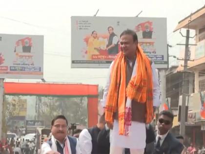 Assam CM Himanta Sarma thanks public for their "blessings" as Jan Ashirwad Yatra reaches Morigaon | Assam CM Himanta Sarma thanks public for their "blessings" as Jan Ashirwad Yatra reaches Morigaon Assam CM Himanta Sarma thanks public for their "blessings" as Jan Ashirwad Yatra reaches Morigaon | Assam CM Himanta Sarma thanks public for their "blessings" as Jan Ashirwad Yatra reaches Morigaon