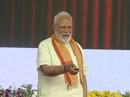 "Proud chapter in Tamil Nadu's development journey": PM Modi inaugurates, lays foundation for infra projects worth Rs 4400 Cr in Madurai | "Proud chapter in Tamil Nadu's development journey": PM Modi inaugurates, lays foundation for infra projects worth Rs 4400 Cr in Madurai "Proud chapter in Tamil Nadu's development journey": PM Modi inaugurates, lays foundation for infra projects worth Rs 4400 Cr in Madurai | "Proud chapter in Tamil Nadu's development journey": PM Modi inaugurates, lays foundation for infra projects worth Rs 4400 Cr in Madurai