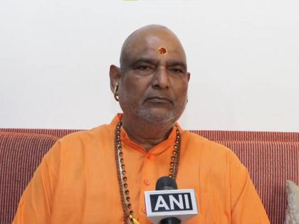 Holika Dahan to be observed on March 3 after lunar eclipse, says Kalkaji Peethadheeshwar | Holika Dahan to be observed on March 3 after lunar eclipse, says Kalkaji Peethadheeshwar Holika Dahan to be observed on March 3 after lunar eclipse, says Kalkaji Peethadheeshwar | Holika Dahan to be observed on March 3 after lunar eclipse, says Kalkaji Peethadheeshwar