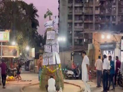 Protestors burn Holika depicting VSR Aircraft in Thane, demand inquiry into Ajit Pawar's death | Protestors burn Holika depicting VSR Aircraft in Thane, demand inquiry into Ajit Pawar's death Protestors burn Holika depicting VSR Aircraft in Thane, demand inquiry into Ajit Pawar's death | Protestors burn Holika depicting VSR Aircraft in Thane, demand inquiry into Ajit Pawar's death