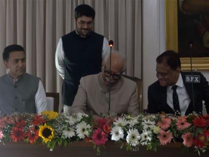 Justice Sandeep Kashinath Shinde sworn in as Goa Lokayukta | Justice Sandeep Kashinath Shinde sworn in as Goa Lokayukta Justice Sandeep Kashinath Shinde sworn in as Goa Lokayukta | Justice Sandeep Kashinath Shinde sworn in as Goa Lokayukta