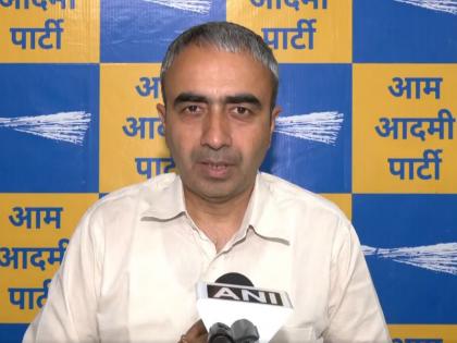 "Country confused whether to demand price reduction from Modi or Trump": AAP's Anurag Dhanda on LPG cylinder price hike | "Country confused whether to demand price reduction from Modi or Trump": AAP's Anurag Dhanda on LPG cylinder price hike "Country confused whether to demand price reduction from Modi or Trump": AAP's Anurag Dhanda on LPG cylinder price hike | "Country confused whether to demand price reduction from Modi or Trump": AAP's Anurag Dhanda on LPG cylinder price hike