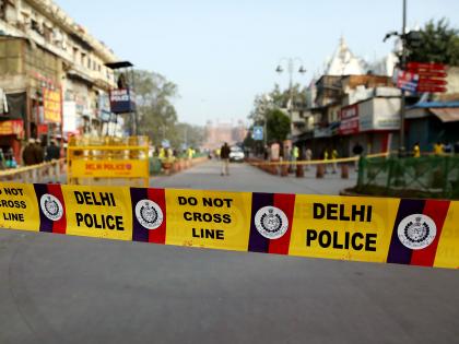 Manipuri woman allegedly assaulted near Saket District Court after objecting to harassment | Manipuri woman allegedly assaulted near Saket District Court after objecting to harassment Manipuri woman allegedly assaulted near Saket District Court after objecting to harassment | Manipuri woman allegedly assaulted near Saket District Court after objecting to harassment