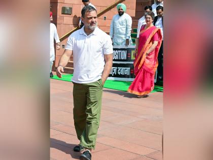 PM Modi is compromised, will get exposed if discussion happens on West Asia in Parliament, says Rahul Gandhi | PM Modi is compromised, will get exposed if discussion happens on West Asia in Parliament, says Rahul Gandhi PM Modi is compromised, will get exposed if discussion happens on West Asia in Parliament, says Rahul Gandhi | PM Modi is compromised, will get exposed if discussion happens on West Asia in Parliament, says Rahul Gandhi