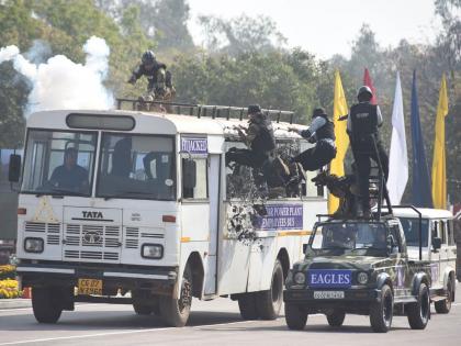 Amit Shah extends heartfelt greetings to CISF personnel on 57th Raising Day | Amit Shah extends heartfelt greetings to CISF personnel on 57th Raising Day Amit Shah extends heartfelt greetings to CISF personnel on 57th Raising Day | Amit Shah extends heartfelt greetings to CISF personnel on 57th Raising Day