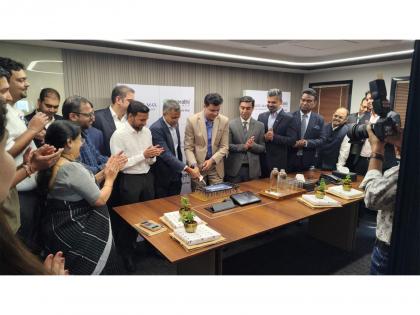 Axis Max Life and Saarathi Finance Announce Strategic Partnership to Strengthen Financial Security for India's MSMEs | Axis Max Life and Saarathi Finance Announce Strategic Partnership to Strengthen Financial Security for India's MSMEs Axis Max Life and Saarathi Finance Announce Strategic Partnership to Strengthen Financial Security for India's MSMEs | Axis Max Life and Saarathi Finance Announce Strategic Partnership to Strengthen Financial Security for India's MSMEs