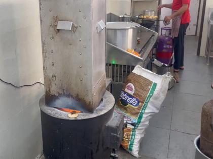 Commercial LPG shortage hits Hyderabad; Tiffin centres turn to electric stoves for daily operations | Commercial LPG shortage hits Hyderabad; Tiffin centres turn to electric stoves for daily operations Commercial LPG shortage hits Hyderabad; Tiffin centres turn to electric stoves for daily operations | Commercial LPG shortage hits Hyderabad; Tiffin centres turn to electric stoves for daily operations